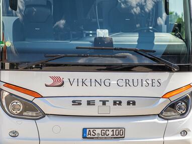 Viking Bus