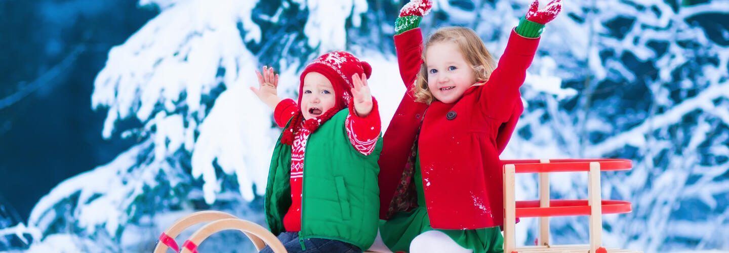 Kinder Kids Alpen Berge Kindergarten Aktiv Ski Fotolia 94522680 Subscription Monthly M